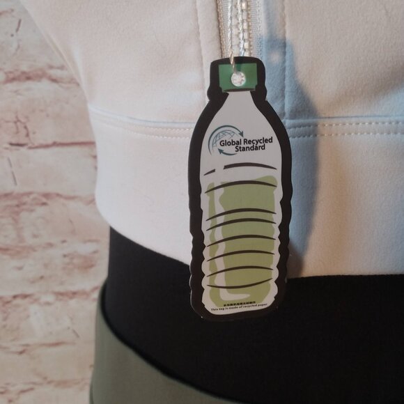 NWT Circular Path Athletic Active Wear Shorts/Bra Set Size M (PETA Approved) - Picture 5 of 7